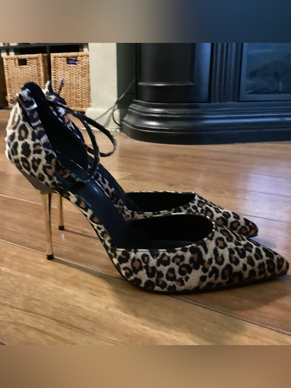 Pleaser Leopard Print Pointed Toe Stiletto Heels - Women's Size 15 NWOT or box